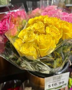 Roses at Robért Fresh Market